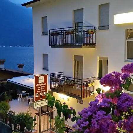 Augusta Garni 2* Limone sul Garda