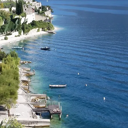 Hotel Augusta Garni 2*