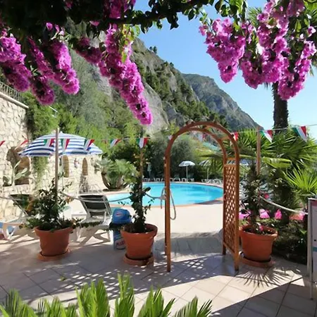Hotel Augusta Garni Limone sul Garda