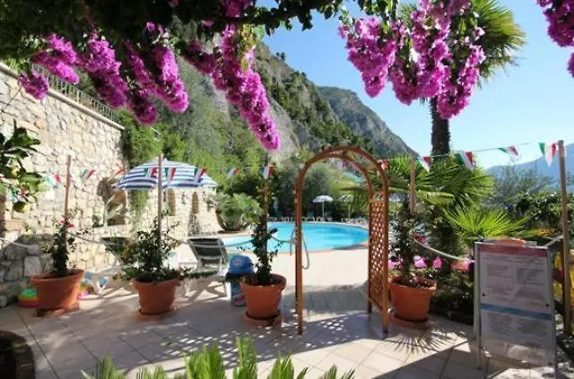 Augusta Garnì Hotel