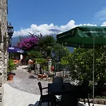 Augusta Garni 2*