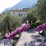 Augusta Garni 2* Limone sul Garda