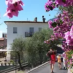 Augusta Garni Hotel 2*