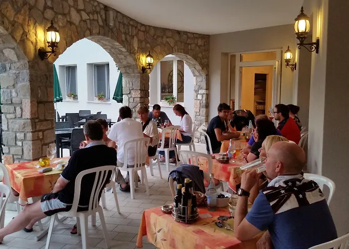 Augusta Garni Hotel