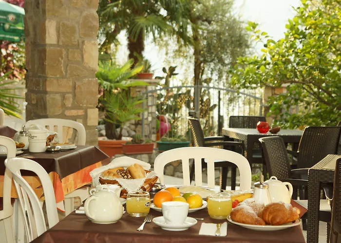 Augusta Garni Hotel