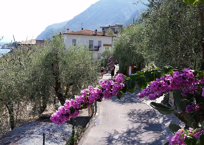 Augusta Garni 2* Limone sul Garda