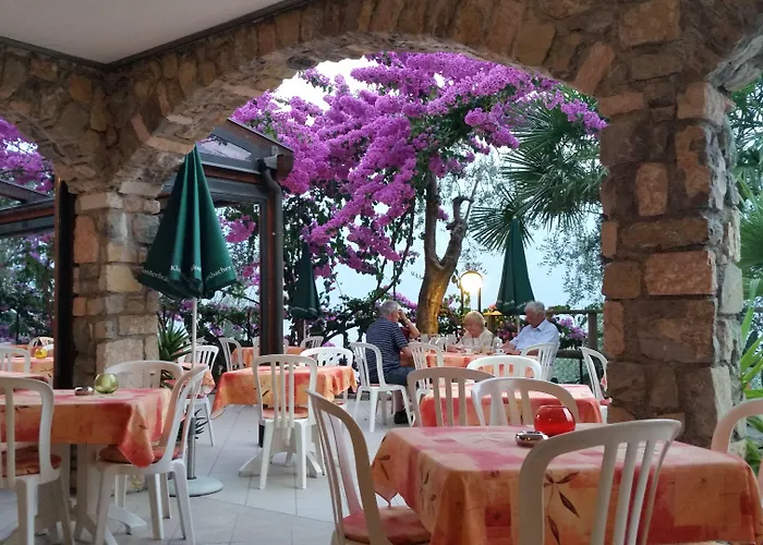 Augusta Garni Hotel Limone sul Garda